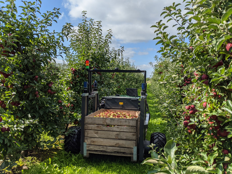 SIKO supports development project for autonomously operating harvesting vehicle in fruit orchards 